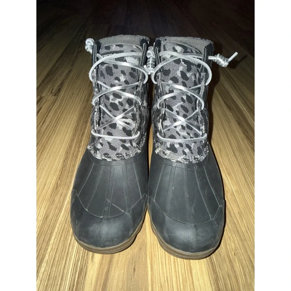 Sperry Syren Gulf Cheetah Duck Boots Women's 8.5 Black Gray‎ Silver